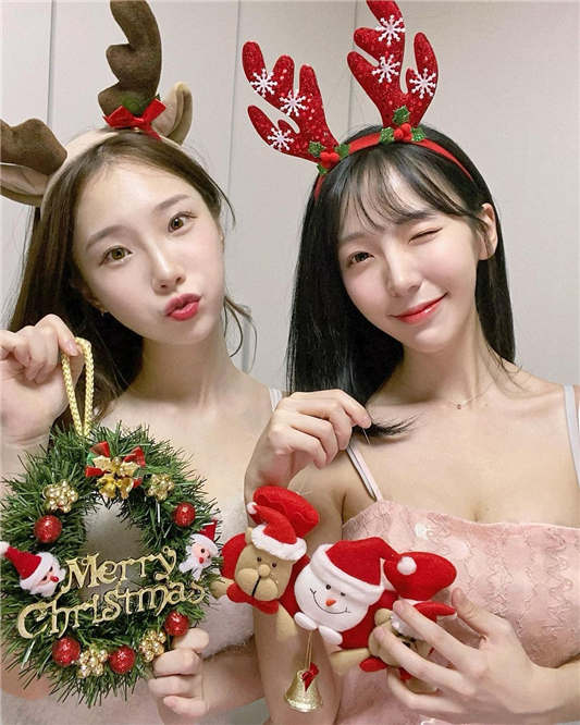 清纯模特 leeesovely 合集[946P/130V/15G]