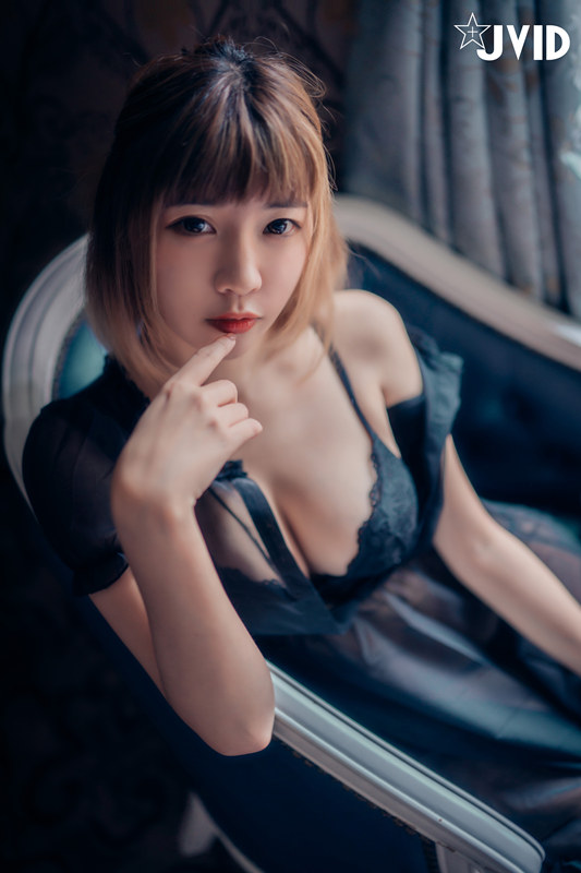 [图包]果寶寶 – 與巨乳女友 (130P-84M)