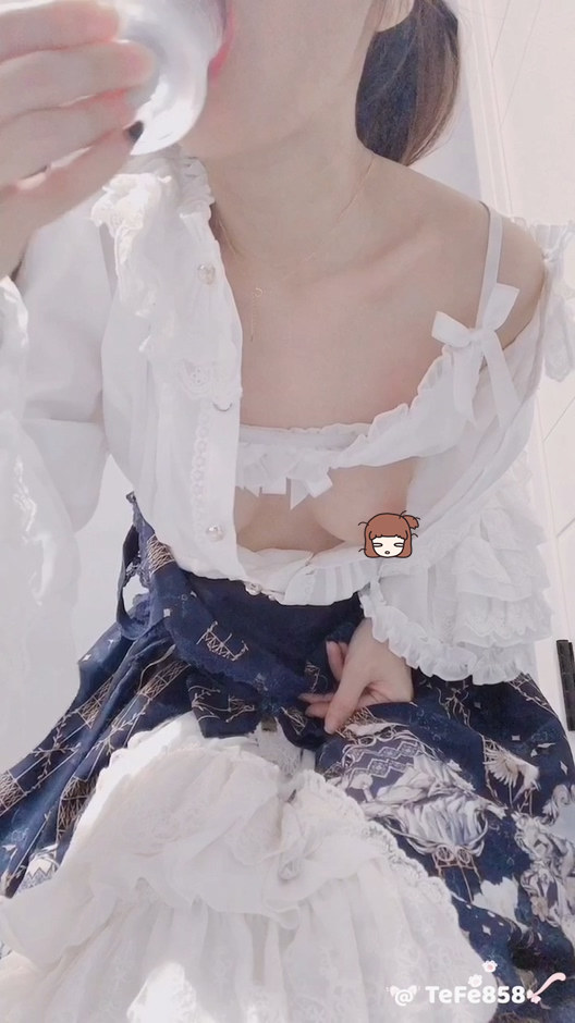 cuteli – 蓝白汉服[MP4/1.08G]