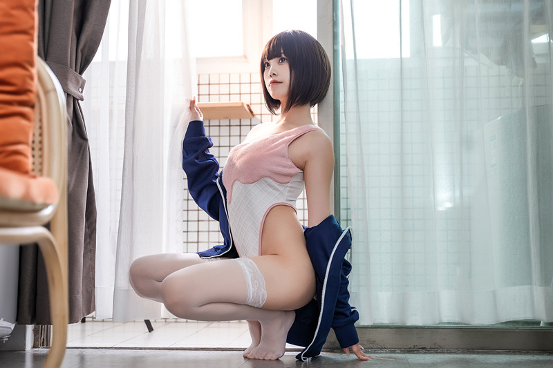 萌系小姐姐蜜汁猫裘 – 草莓圣代 [45P4V-943MB]