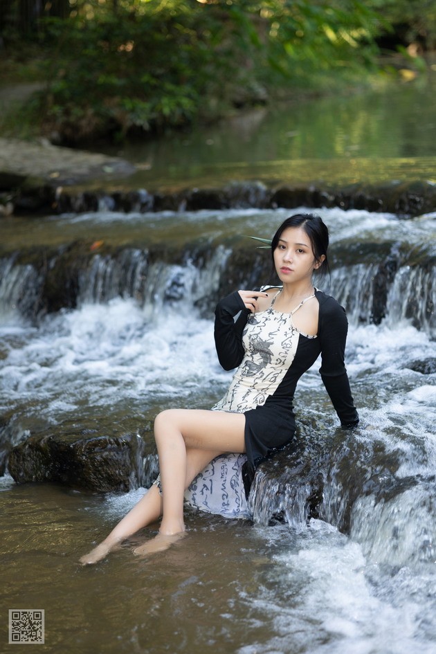 [尤蜜丝]穿搭写真 No.113 [64P1V-793MB]